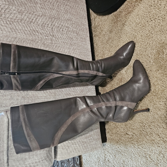 Via Spiga Gray Heeled Boots for Sophisticated Style - Picture 1 of 2